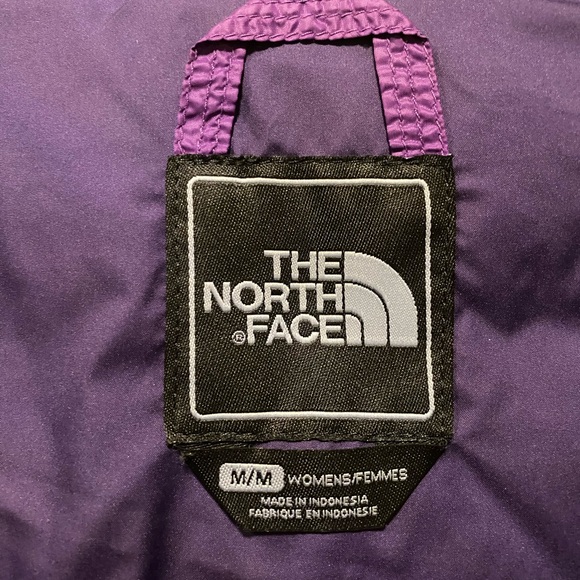 The North Face Down Puffer Jacket Purple Medium size
NWOT - Picture 6 of 7